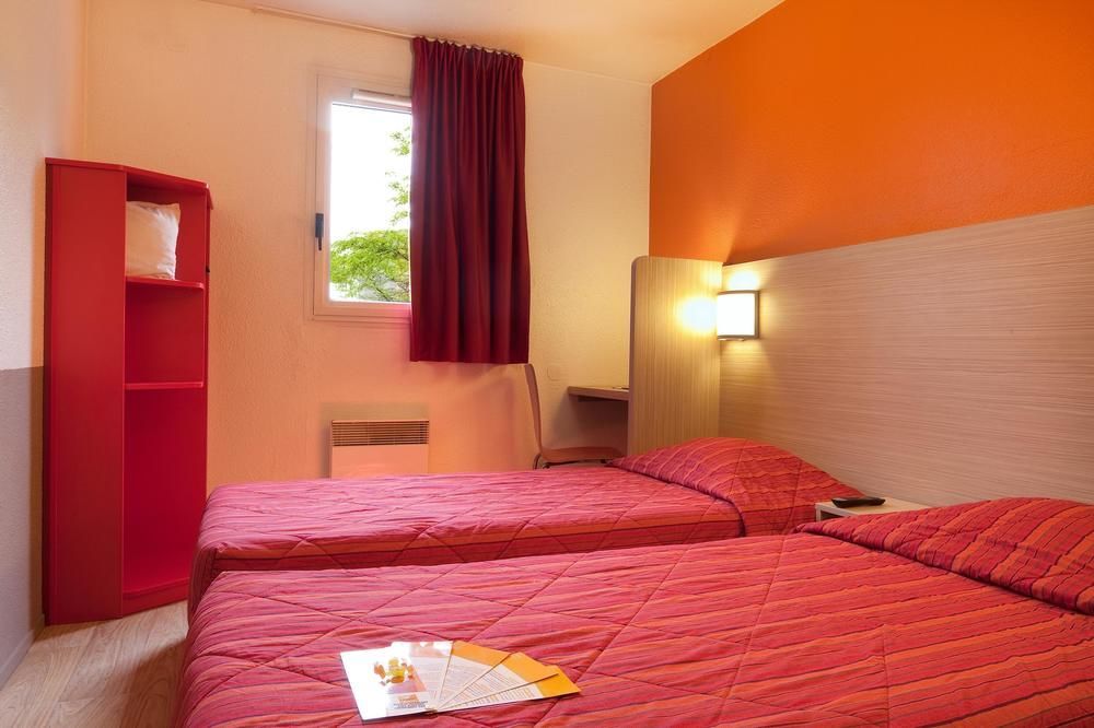 Premiere Classe Paris Ouest - Nanterre - La Defense Exterior photo